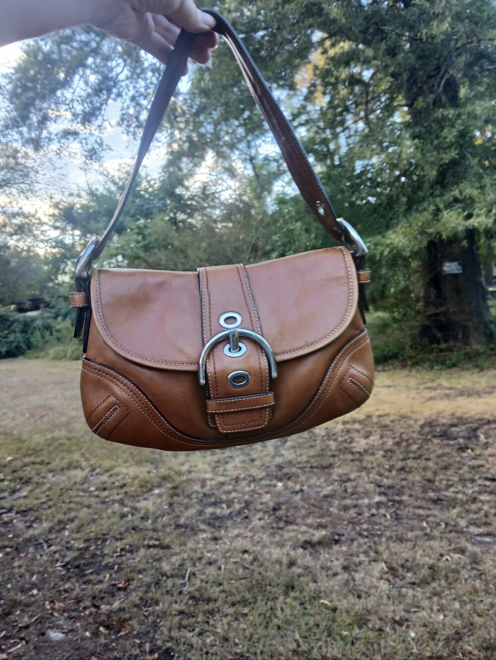Coach small soho brown/tan.